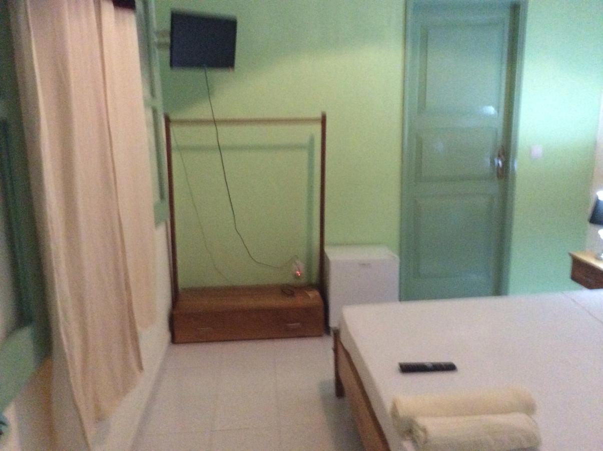 Hotel Residencial Apresentacao Santo António Esterno foto